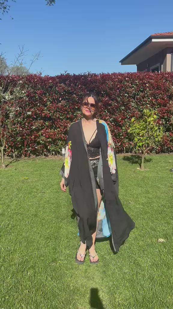 Frida Kahlo Kimono Cover Up – Boho Beach Kaftan for Women, Artistic Floral Kimono Robe, Oversized Resort Wear, Lightweight Summer Duster